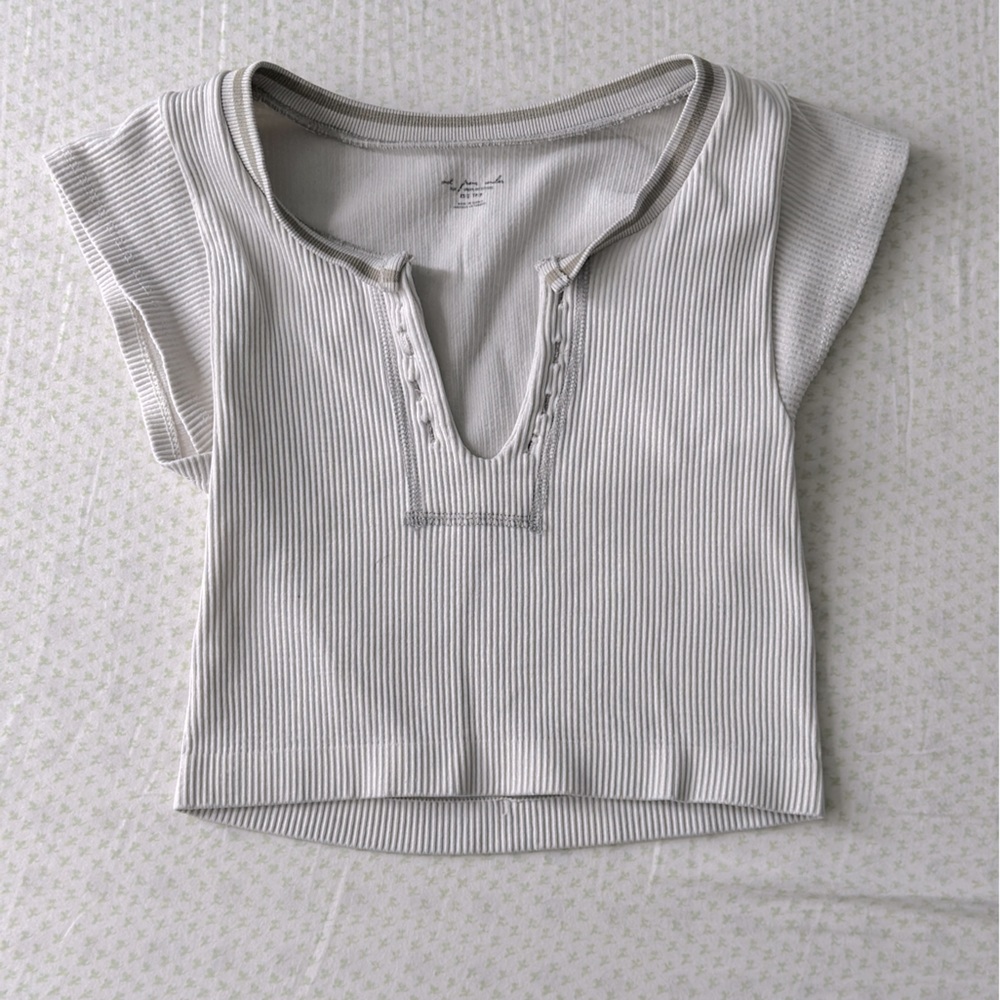 Urban outfitters go for gold seamless top!